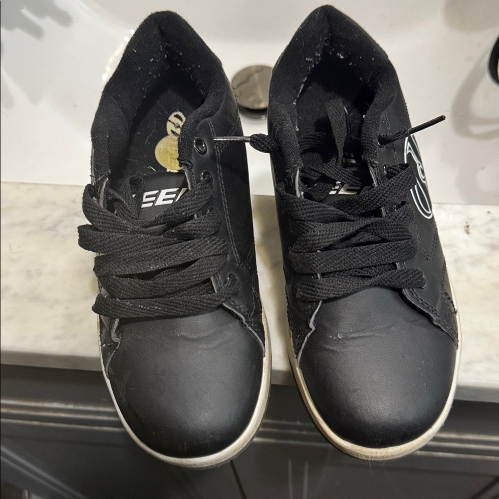 Heelys shoes